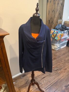 White House Black Market Navy Ponte side zip jacket